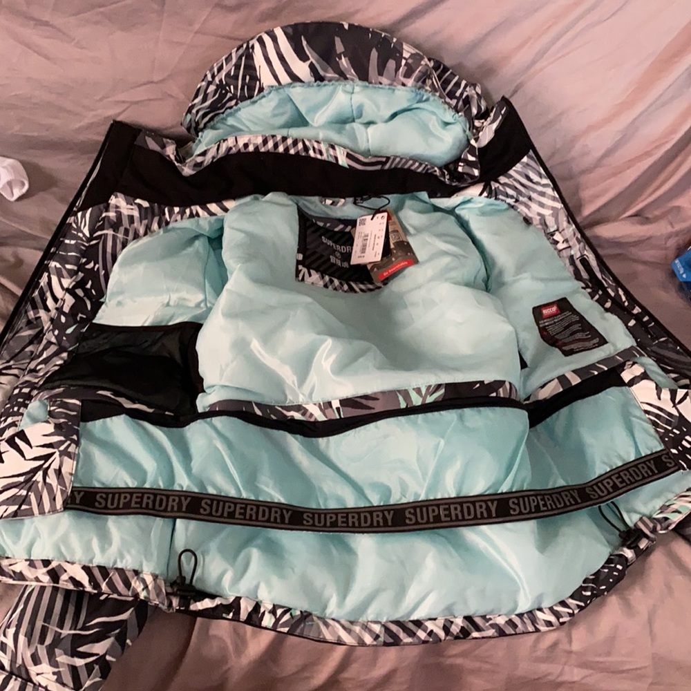 Jacket - Picture 4 of 5